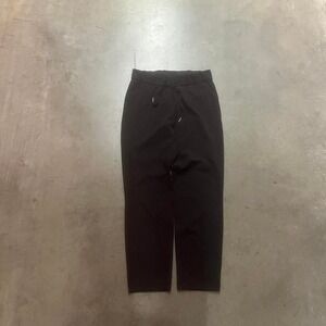 Lululemon women's black on the fly jogger pants gym performance casual 4